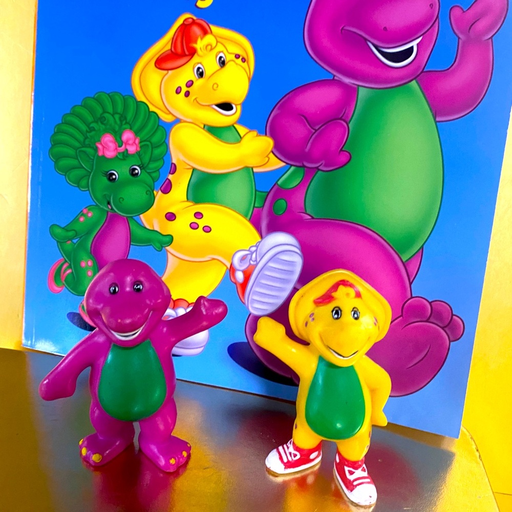 BARNEY THE PURPLE DINOSAUR 90s BUNDLE BJ & BARNEY FIGURES & BARNEY ACTIVITY BOOK - Picture 2 of 8